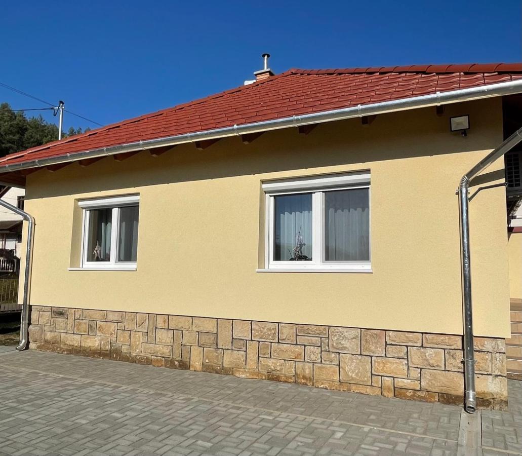 Kristof Vendeghaz Hotel Bükkszék Buitenkant foto
